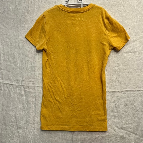 Free State woman’s T-shirt. Size Small Yellow - Picture 2 of 8